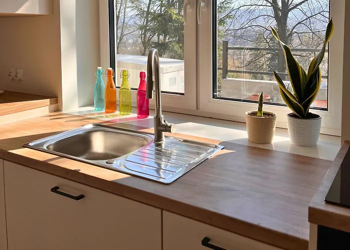 Dom Przy Czerwonym Szlaku - The Red Trail Cisiec