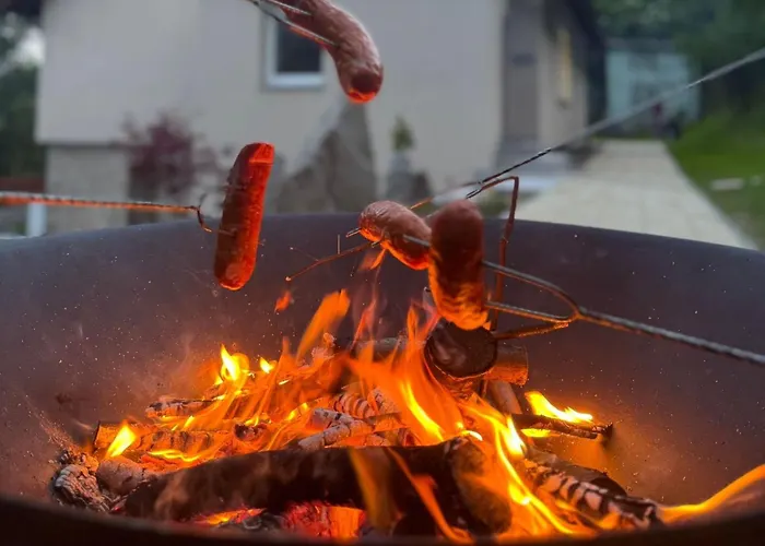 Dom Przy Czerwonym Szlaku - The Red Trail בית חווה Cisiec