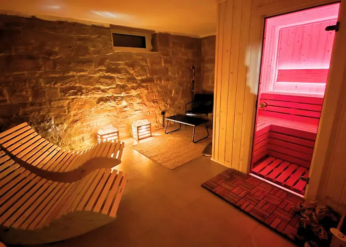 Dom Przy Czerwonym Szlaku - The Red Trail בית חווה *